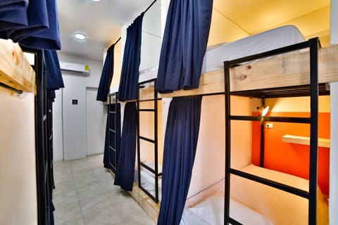 Basic Shared Dormitory, Mixed Dorm, Non Smoking, City View | Free WiFi, bed sheets