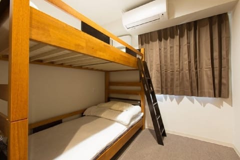 Bunk Bed Room | Desk, free WiFi, bed sheets