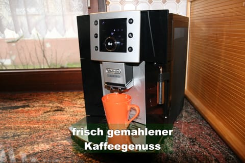 Delonghi coffee and espresso machine