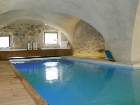 Pool Indoor