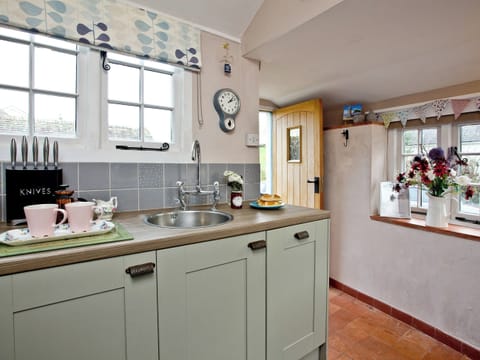 Well appointed and well equipped kitchen | Sea Glass Cottage, Holcombe, Teignmouth
