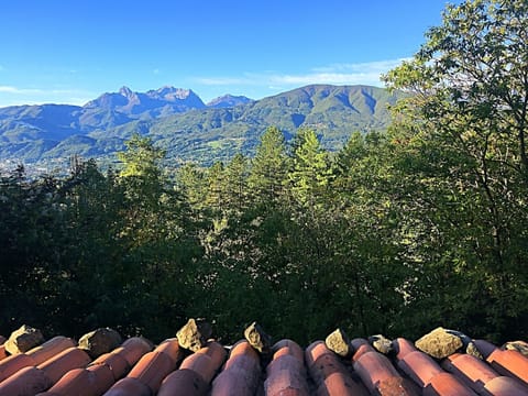 Stunning view of the valley below