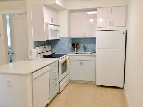 Kitchen with Fridg. dishwasher, stove, oven, micro, coffee maker