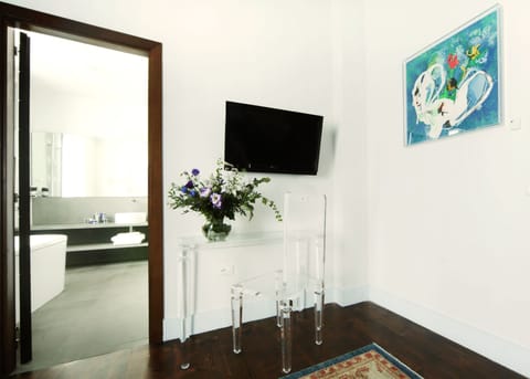 Deluxe Room | Room amenity