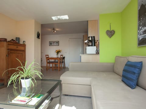 Apartment | Living room