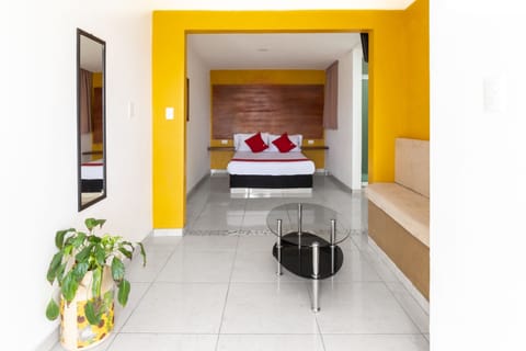 Standard Room | Desk, free WiFi, bed sheets