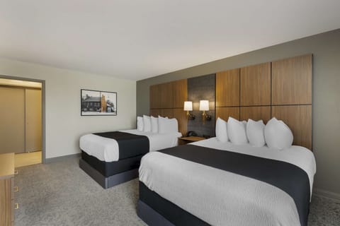 Suite, 2 Queen Beds, Non Smoking, Refrigerator & Microwave | Premium bedding, pillowtop beds, in-room safe, desk