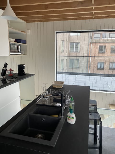 Apartment (2) | Private kitchen | Espresso maker, coffee/tea maker, electric kettle