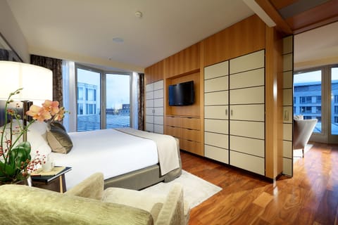 Standard Double Room | Premium bedding, minibar, in-room safe, desk