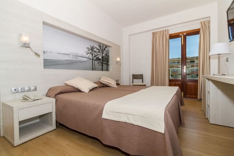 Standard Double Room, Balcony, Pool View | Desk, free WiFi, bed sheets