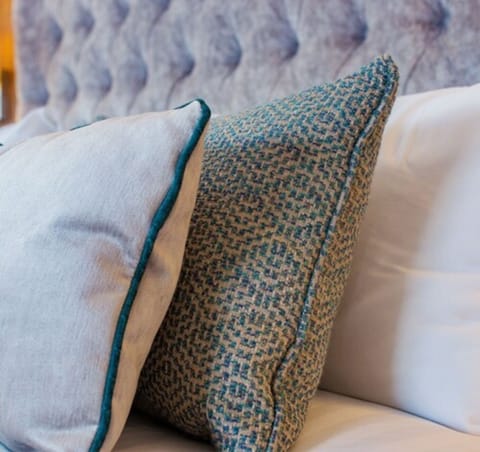 Deluxe Double Room | Desk, laptop workspace, blackout drapes, iron/ironing board