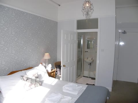 Double Room, Ensuite