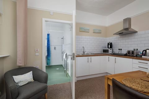 Standard Suite, 1 Bedroom, Accessible, Ensuite | Premium bedding, individually decorated, iron/ironing board, free WiFi