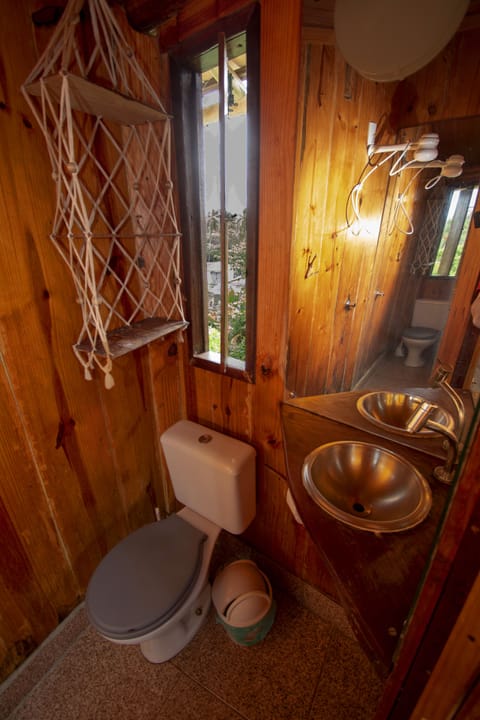 Honeymoon Double Room | Bathroom | Shower, towels