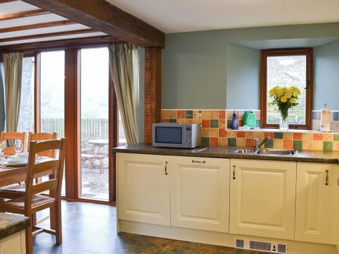 Lovely kitchen | Chalgrove - Ffinnant, Soar, near Brecon