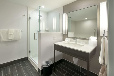 Suite, 1 King Bed, Accessible (3x3 Shower) | Bathroom | Combined shower/tub, free toiletries, hair dryer, towels