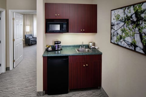 Suite, 1 King Bed | Premium bedding, pillowtop beds, desk, laptop workspace