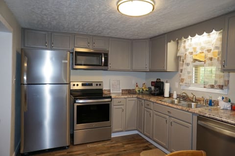 Kitchen - View of kitchen