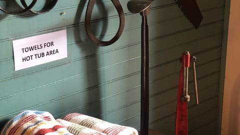 Free toiletries, hair dryer, bathrobes, towels