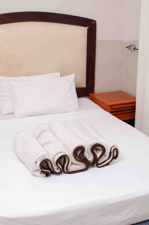 Economy Room | Desk, iron/ironing board, free WiFi, bed sheets