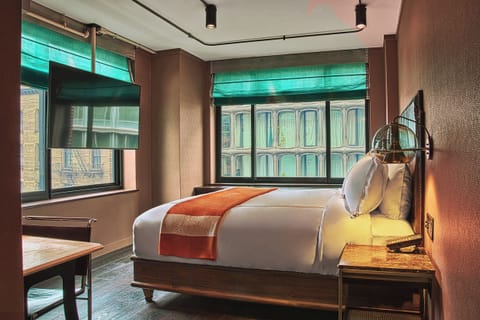 Deluxe Room, Corner | Egyptian cotton sheets, premium bedding, minibar, in-room safe