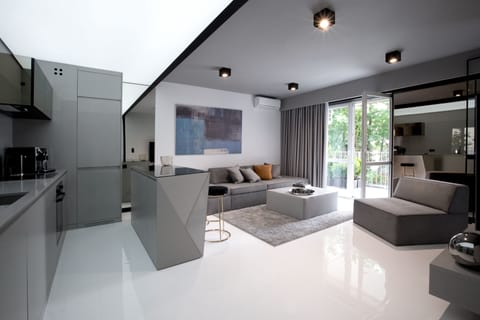 Luxury Apartment | Living room | Smart TV