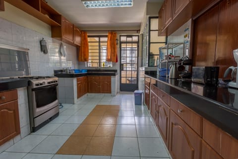 Superior Apartment, 3 Bedrooms, Ground Floor | Private kitchen | Fridge, microwave, oven, stovetop