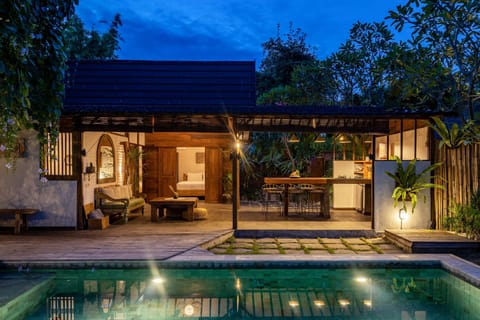 3 Bedroom Deluxe - Villa Bayu | Minibar, in-room safe, individually decorated, individually furnished