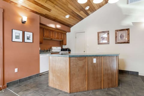 You Can Entertain In The Clubhouse