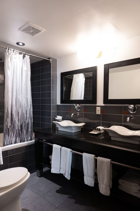 Room, 2 Bedrooms, Mezzanine | Bathroom | Designer toiletries, hair dryer, towels