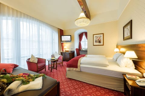 Minibar, in-room safe, desk, blackout drapes