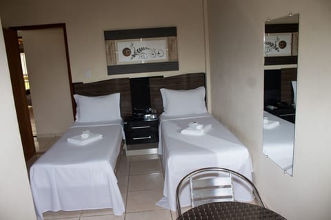 Standard Room | Minibar, free WiFi, bed sheets