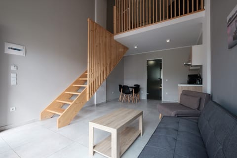 Suite (2 floors) | 1 bedroom, soundproofing, free WiFi, bed sheets