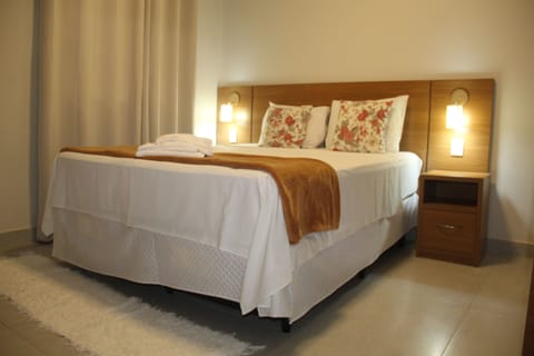 Minibar, free WiFi, bed sheets, wheelchair access