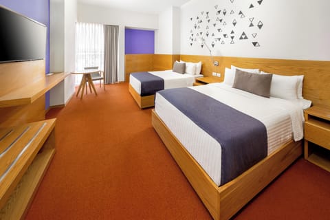 Standard Double Room | In-room safe, desk, laptop workspace, blackout drapes