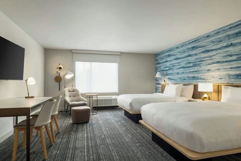 Double Room | Desk, laptop workspace, blackout drapes, iron/ironing board