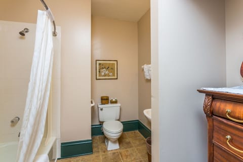 Premium Room, 2 Queen Beds (One Clawfoot Tub and One Tub/Shower) | Bathroom | Free toiletries, towels