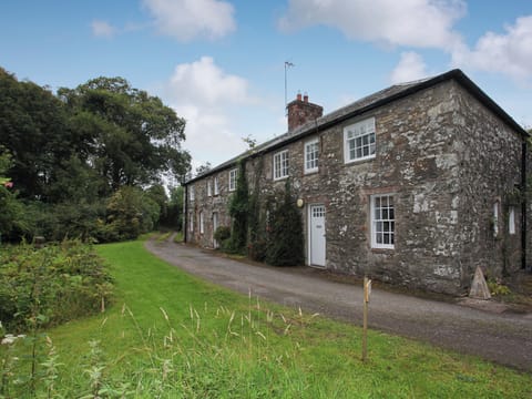 Exterior | Orchard Cottage, Shore Cottage, Garlieston, near Newton Stewart