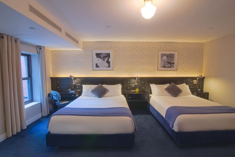 Junior Suite, 2 Queen Beds | Frette Italian sheets, hypo-allergenic bedding, in-room safe, desk
