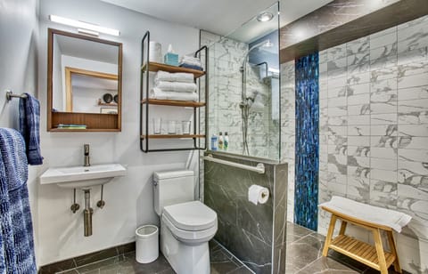 Japanese Garden Suite | Bathroom | Shower, rainfall showerhead, eco-friendly toiletries, hair dryer