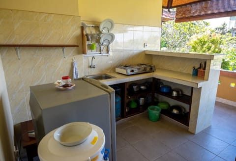 Deluxe Villa, Garden View | Private kitchen | Fridge, stovetop, blender, griddle