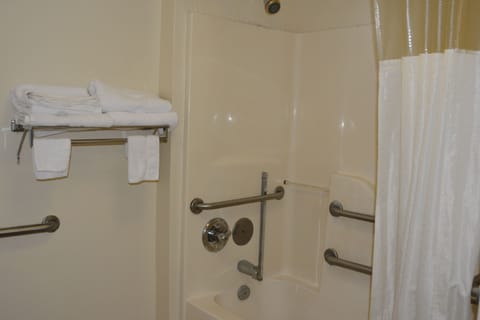 Room, 1 King Bed, Accessible, Non Smoking (Mobility Accessible) | Bathroom | Free toiletries, hair dryer, towels, soap