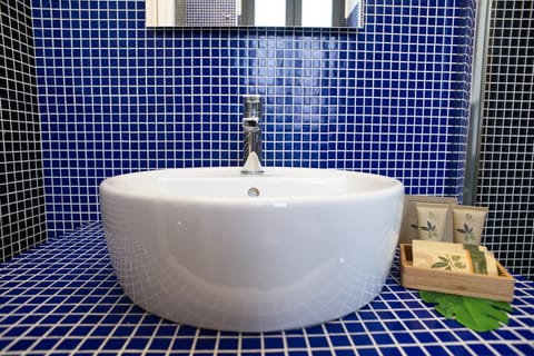 Standard Double Room (Blue) | Bathroom sink