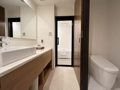 Comfort Double Room | Bathroom | Separate tub and shower, deep soaking tub, free toiletries, hair dryer