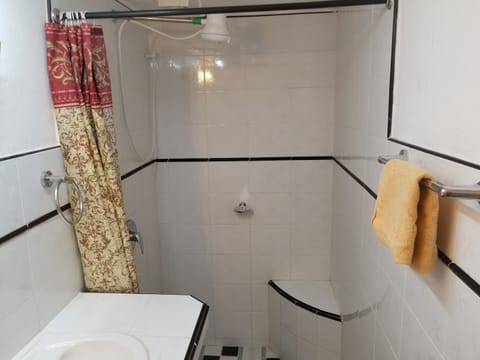 Triple Room | Bathroom | Shower, towels