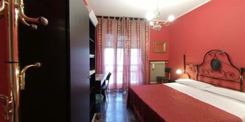 Double Room, Private Bathroom (Inferno) | Individually decorated, individually furnished, desk, free WiFi