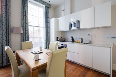 Apartment | Private kitchen | Full-size fridge, microwave, oven, stovetop