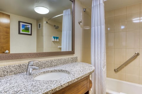 Suite, 2 Queen Beds, Refrigerator & Microwave (2 Rooms, Sofabed) | Bathroom | Combined shower/tub, free toiletries, hair dryer, towels