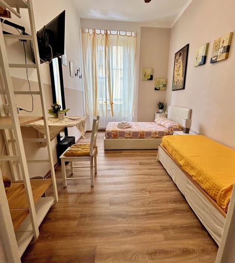 City Double Room, Non Smoking | Desk, soundproofing, iron/ironing board, free WiFi