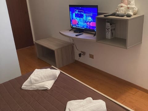 Classic Double or Twin Room, Balcony | Premium bedding, individually furnished, desk, bed sheets